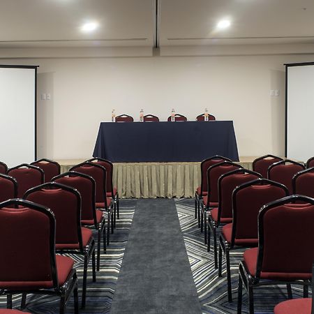 Holiday Inn Express Mexico- Toreo By Ihg Εξωτερικό φωτογραφία