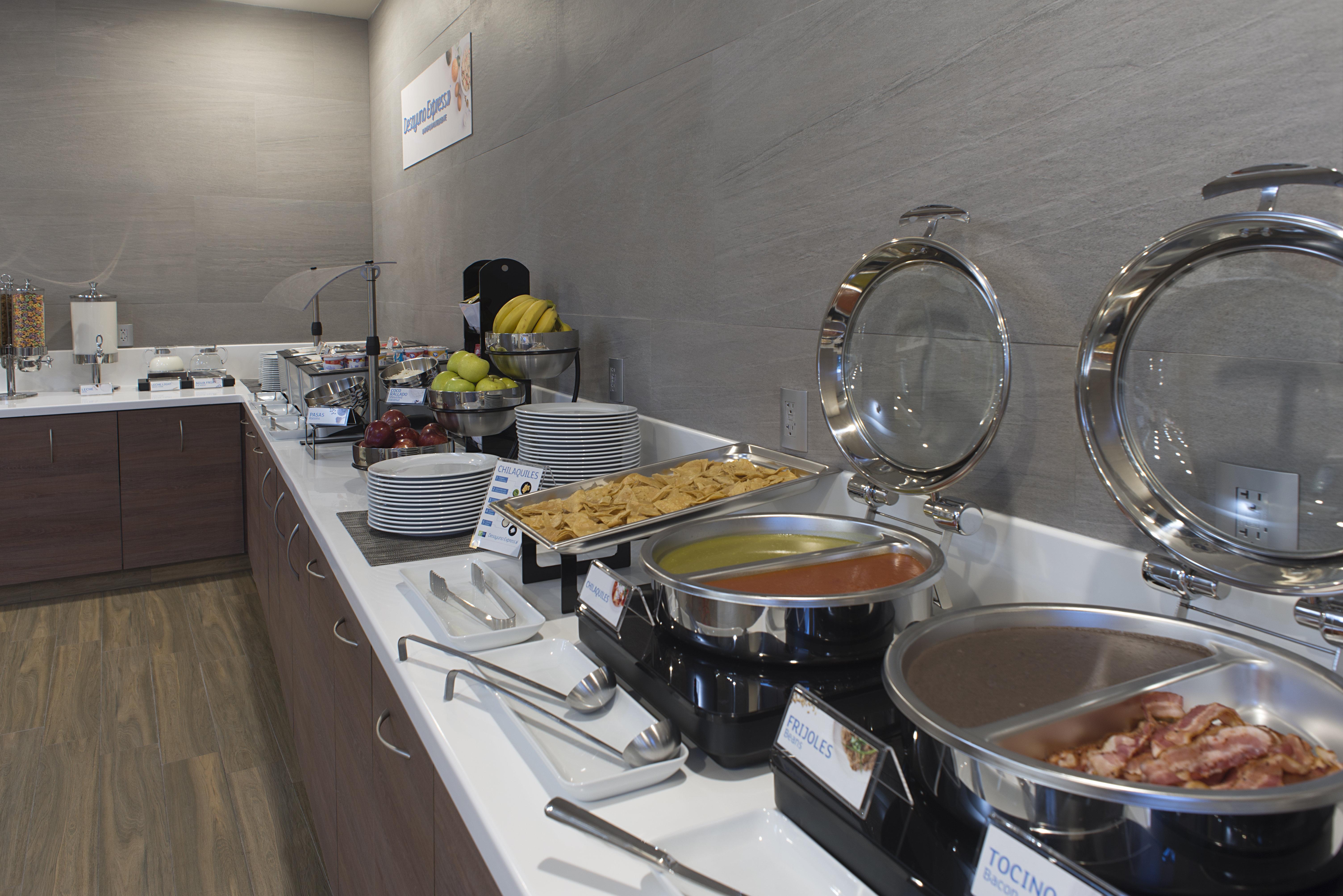 Holiday Inn Express Mexico- Toreo By Ihg Εξωτερικό φωτογραφία