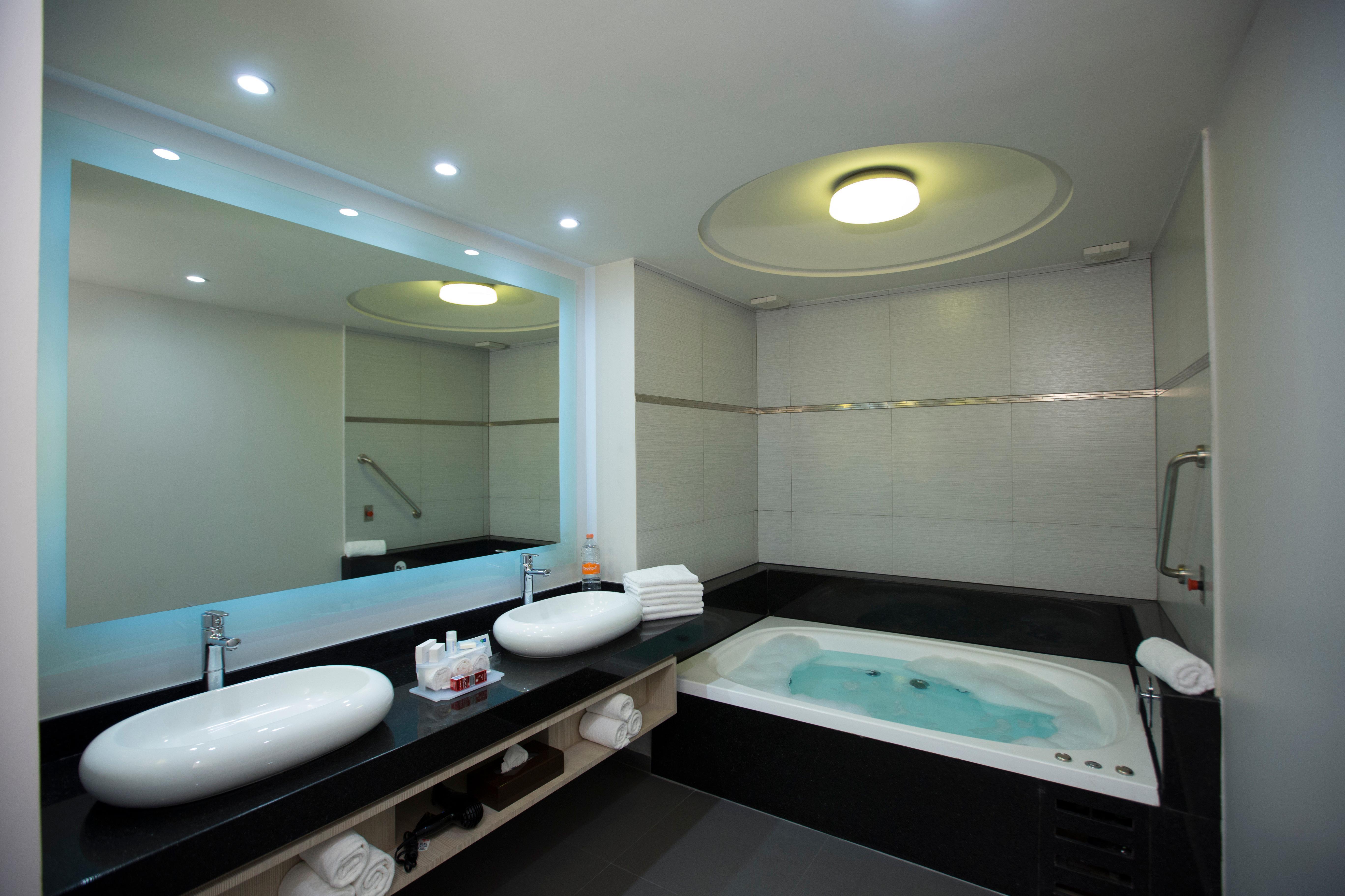 Holiday Inn Express Mexico- Toreo By Ihg Εξωτερικό φωτογραφία