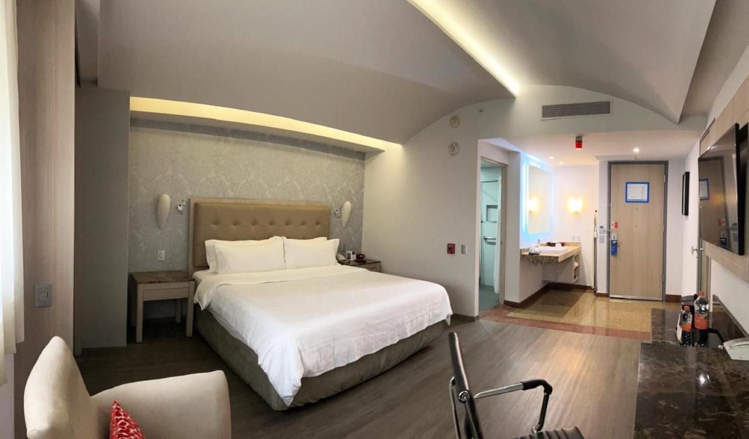 Holiday Inn Express Mexico- Toreo By Ihg Εξωτερικό φωτογραφία