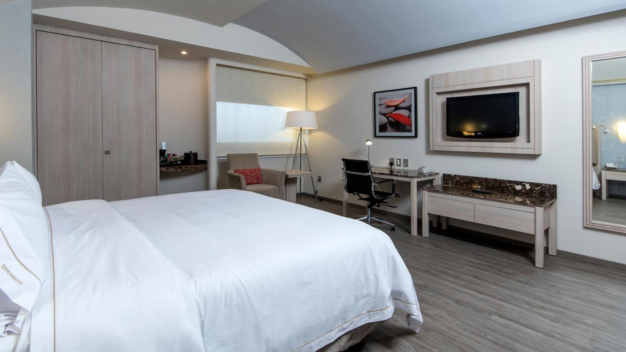 Holiday Inn Express Mexico- Toreo By Ihg Εξωτερικό φωτογραφία