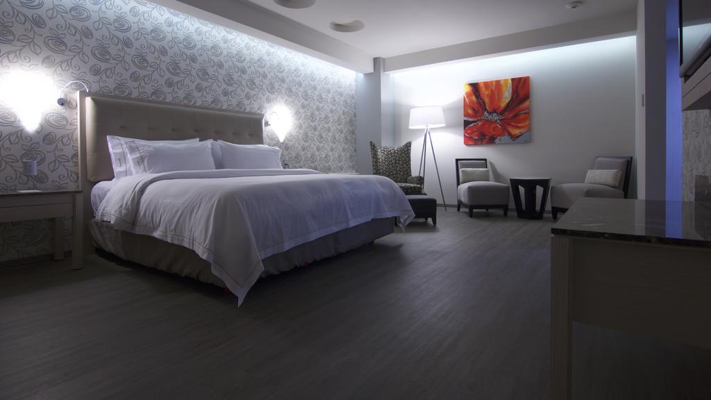 Holiday Inn Express Mexico- Toreo By Ihg Εξωτερικό φωτογραφία