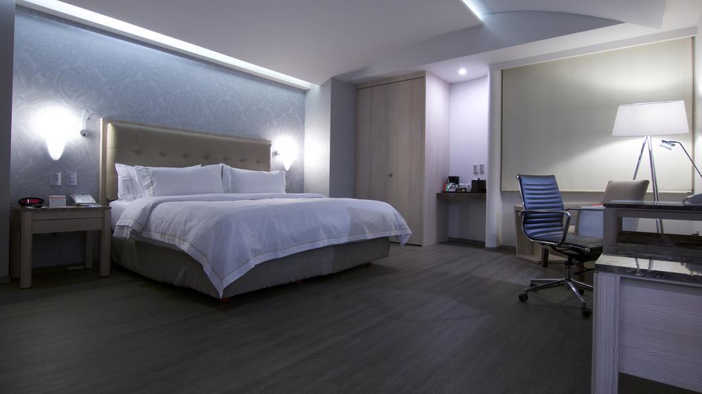 Holiday Inn Express Mexico- Toreo By Ihg Εξωτερικό φωτογραφία