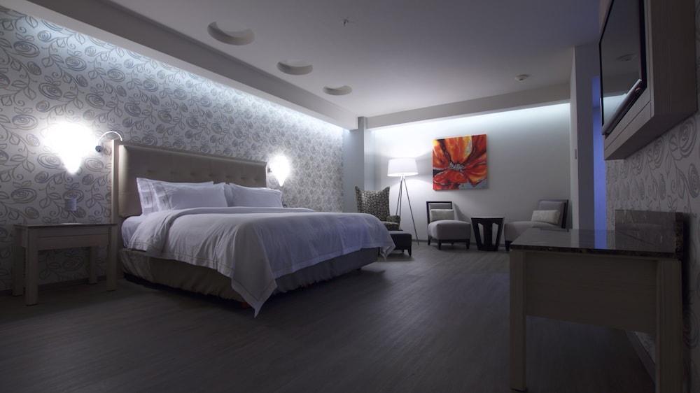Holiday Inn Express Mexico- Toreo By Ihg Εξωτερικό φωτογραφία